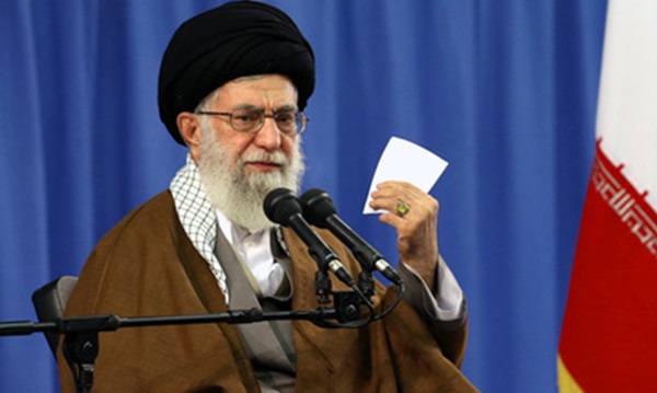 نمی‌شود که انسان یک دهه همه‌کاره‌ی کشور باشد، بعد یک دهه‌ی بعدی تبدیل شود به مخالف‌خوان کشور/ اینکه بدون هیچ تمییزی این قوه و آن قوه را محکوم کنیم، هنر نیست / نقدِ با تهمت‌زنی و لجن‌پراکنی، حرام است / انقلابی‌نمایی غیر از انقلابی‌گری است؛ امام فرمودند ملاک، حال فعلی افراد است / دستگاه قضایی ما بدون ایراد نیست، لکن نقاط مثبت را هم ببینم