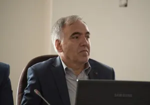 برخی پاکبانان کارمند وزارت خارجه شدند!