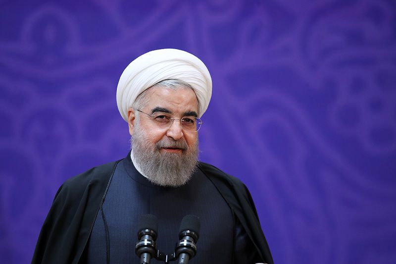 روحانی: انقلابی گری، کاستن از فاصله‌ها و امیدآفرینی است/ تخریب و سیاه‌نمائی زمینه‌ساز تفرقه است / با شفافیت حداکثری در بودجه و امور اقتصادی بلندترین گام را در مقابله با فساد بر می‌داریم / دیگر زمینه ای برای پنهان کردن تخلفات در پس دعواهای سیاسی نمی‌ماند