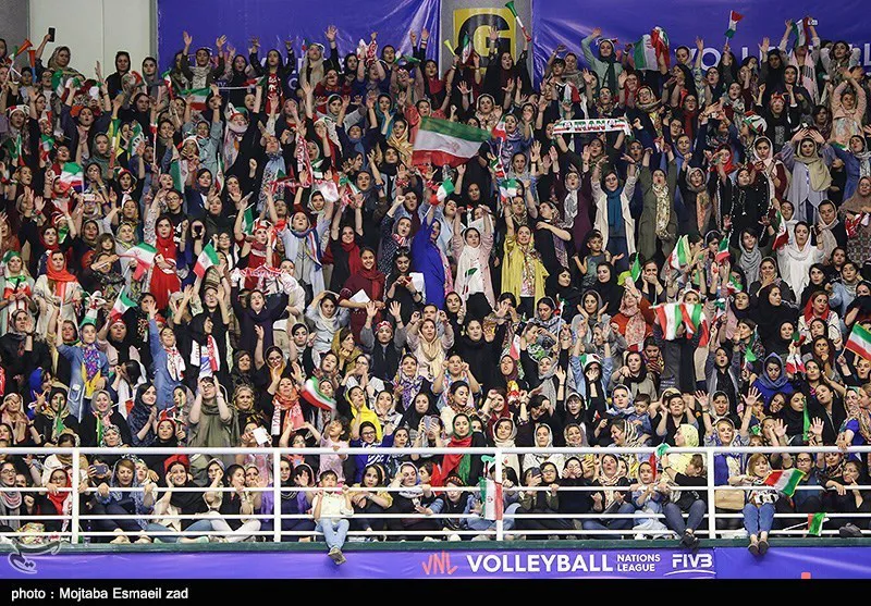 دیدید، آسمان به زمین نیامد!