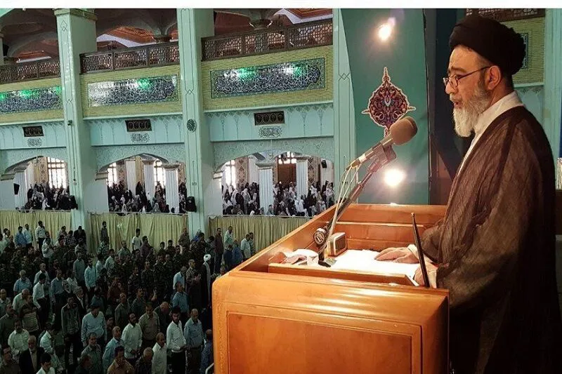 امام جمعه تبریز: قدرت منطقه ای آمریکا در خاورمیانه افول کرده است