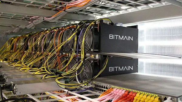 تاراج سالانه 600 میلیون دلار برق کشور توسط بیت کوین