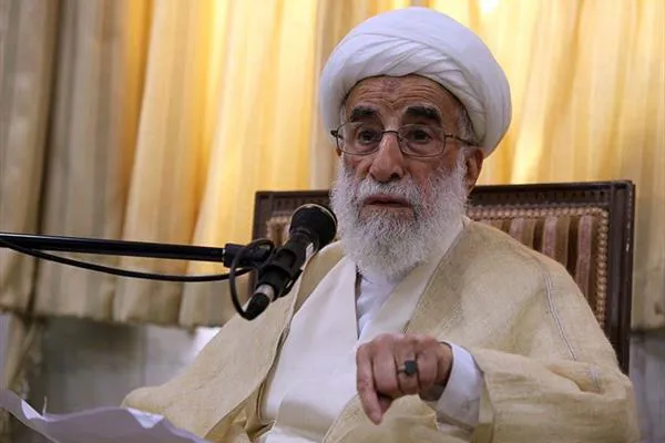 آیت الله جنتی و 27 بار ابقاء