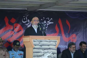 امام جمعه تبریز: مردم و مسئولان یکصدا فریاد مقاومت سر می‌دهند