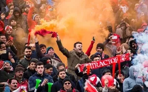 دستگیری 7 تماشاگر در بازی تراکتور – استقلال