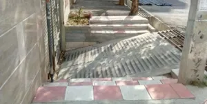 حریم پیاده‌روها در تبریز معنا ندارد/ له شدن پیاده‌روهای تبریز زیرپای مالکان