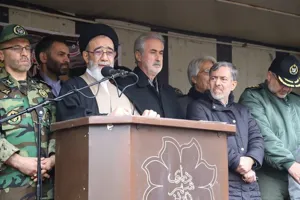 امام جمعه تبریز: نیروی هوایی ارتش، قهرمانان زیادی را تقدیم نظام اسلامی کرده است