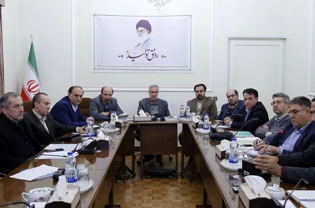 استاندار آذربایجان شرقی: مسئولان برای کاهش بروکراسی اداری در دستگاه‌های اجرایی تلاش کنند