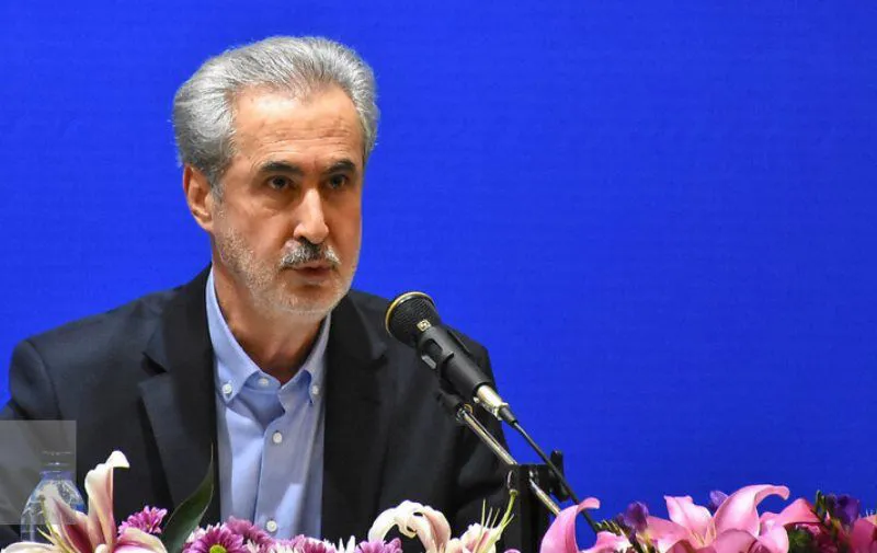 استاندار آذربایجان‌شرقی: مشکلی در تولید مواد ضدعفونی نداریم