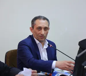 همزمان با سراسر کشور، از امشب مسافران غیر بومی در آذربایجان شرقی اعمال قانون شده و اصناف تعطیل می‌شوند