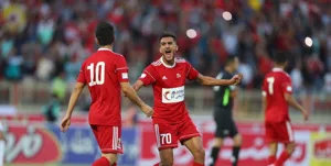 مهدی تیکدری: تا تراکتور و هوادارانش بخواهند هستم