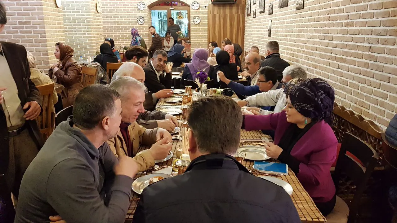 ۱۳ موسسه گردشگری آذربایجان‌شرقی اخطار گرفتند