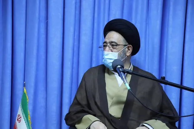 امام جمعه تبریز: آموزش عنصر اصلی کاهش تلفات در حوادث است