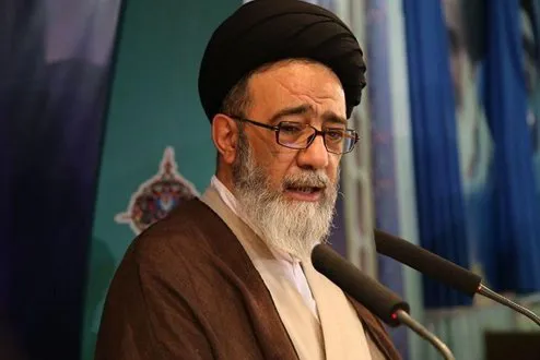 امام جمعه تبریز: دشمن درصدد سیاسی کردن موضوع سلامت در کشورمان است