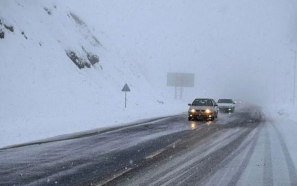 جاده‌های آذربایجان‌شرقی لغزنده است