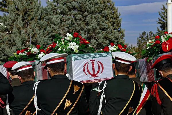 پیکرهای مطهر ۴ شهید گمنام وارد تبریز شد