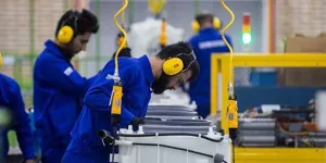 بازگشت بیش از ۹۶ واحد تولیدی راکد آذربایجان شرقی به مدار تولید در سال‌جاری