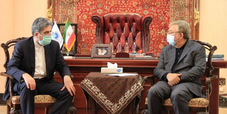 زمین گیری صادرات در «باتلاق بخشنامه ها»