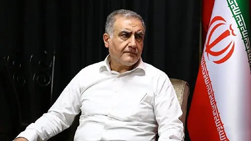 احزاب موسمی ایران، اصالت ندارند/حوادث آبان ماه سناریوی دولت بود/دولت به دنبال زیرسوال بردن مشروعیت نظام است/احمدی نژاد، تجلی شاخص های رهبری است/تعویق انتخابات را نمی پذیریم