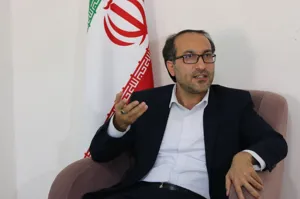 محمد علی مستانه: شهرداری به جای درآمدزایی، چوب حراج به املاک شهری می زند
