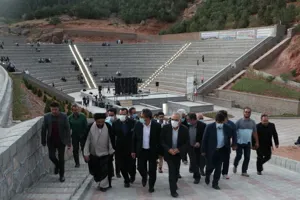 آمفی تئاتر روباز عینالی تبریز به بهره‌برداری رسید