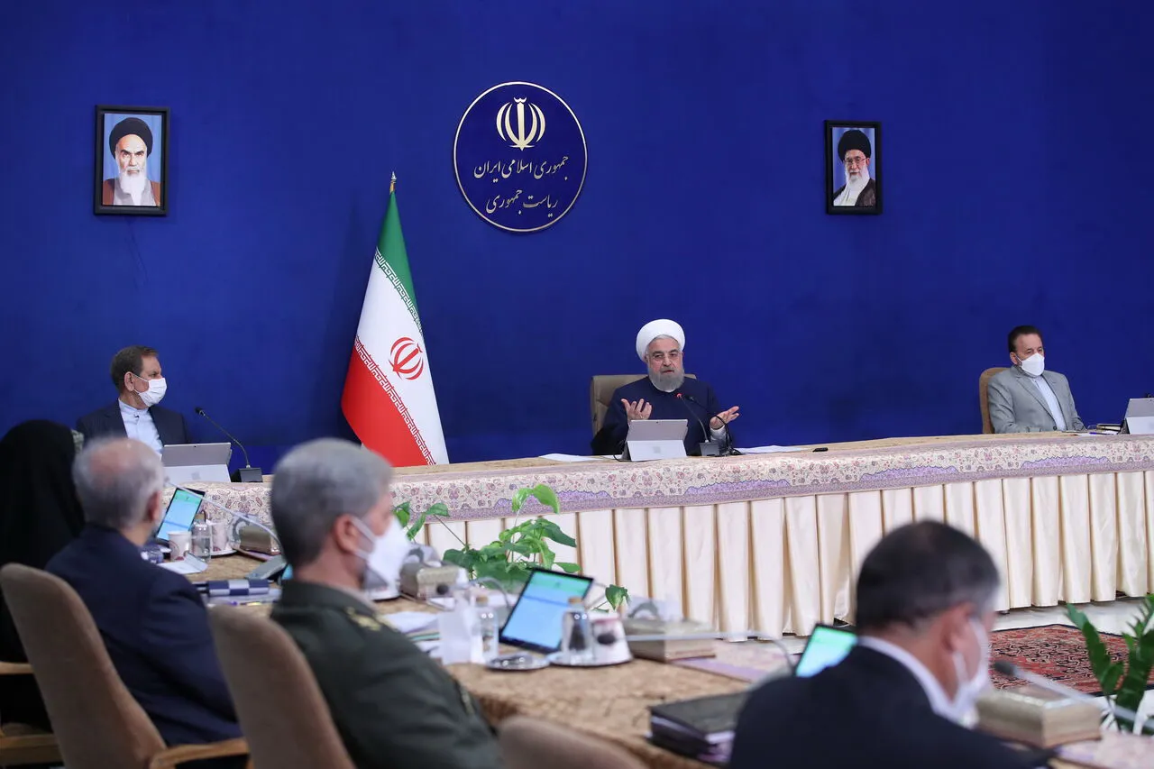 ادارات دولتی در کل کشور تا پایان مرداد، پنجشنبه‌ها تعطیل شدند