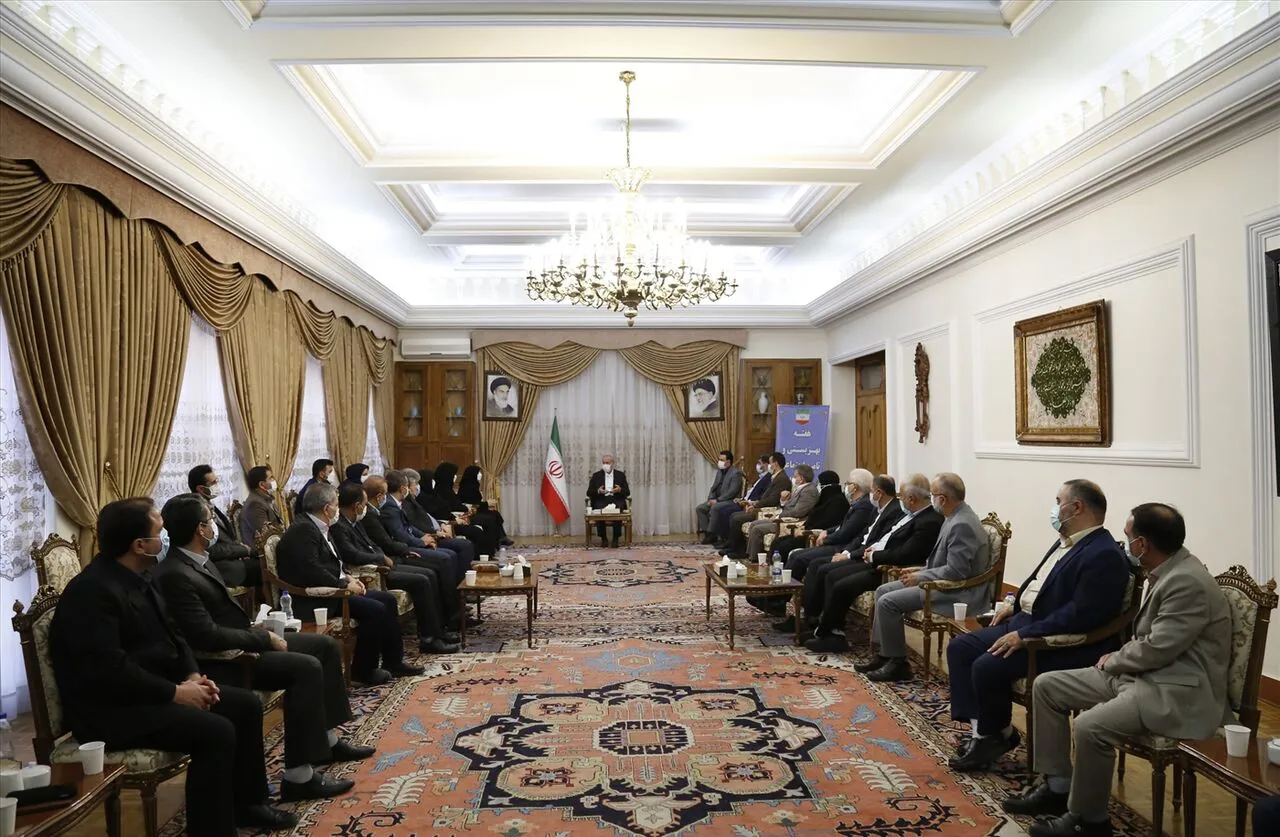 جامعه باید به سمت و سوی توانمندسازی حرکت کند