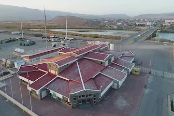 تردد کامیون‌ها در مرز نوردوز و جلفا افزایش یافته است