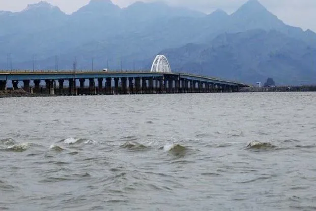 سطح تراز دریاچه ارومیه ۶۰ درصد کاهش یافت