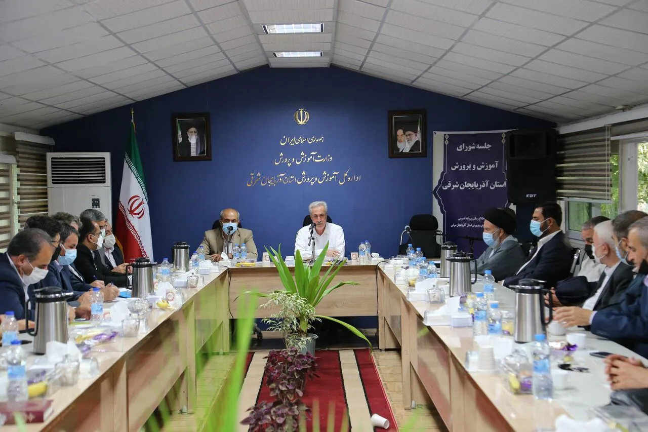 استاندار: سلامت پیش‌شرط آموزش حضوری در مدارس آذربایجان‌شرقی است