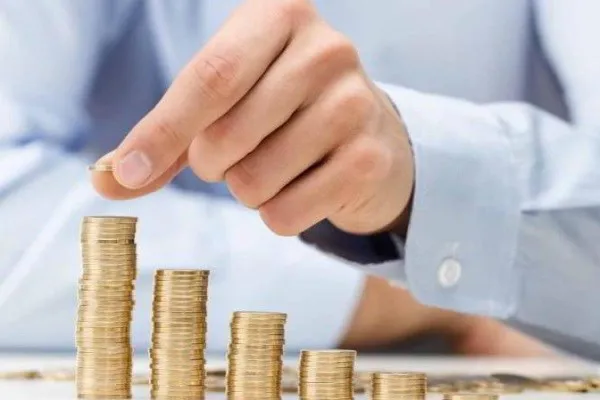 افرادی که بالای 5 میلیون حقوق می گیرند، افزایش حقوق ندارند