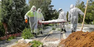 افزایش تصاعدی آمار متوفیان کرونایی در تبریز/ احتمال کمبود خودروی حمل متوفی