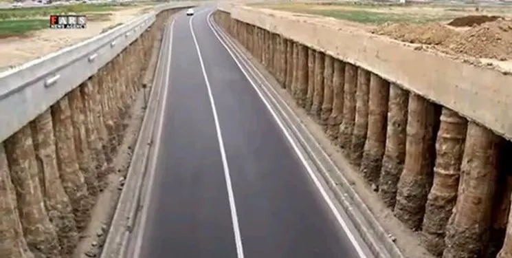 میدان آذربایجان سالهاست به حال خود رها شده است/ هزینه تعدیل قراردادها از جیب مردم خرج می‌شود