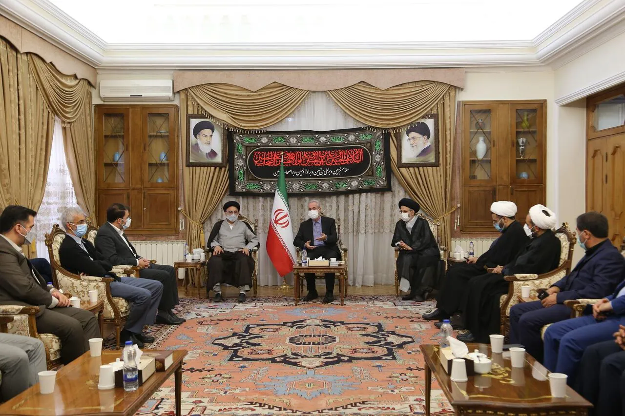 رییس سازمان اوقاف: حوزه وقف می‌تواند پیشران فعالیت‌های اقتصادی باشد