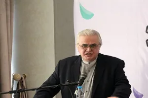 ارادت به حضرت علی (ع) رمز ماندگاری شهریار است