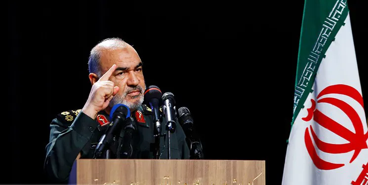 امروز یک آمریکای شکست خورده، فراری و افسرده را شاهد هستیم/دنیا به ملت ایران غبطه می‌خورد