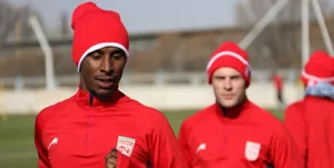 توافق باشگاه تراکتور با کنستانت و پاتریک