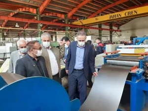 مسئولان باید از تولید و اشتغال به شکل عملی حمایت کنند